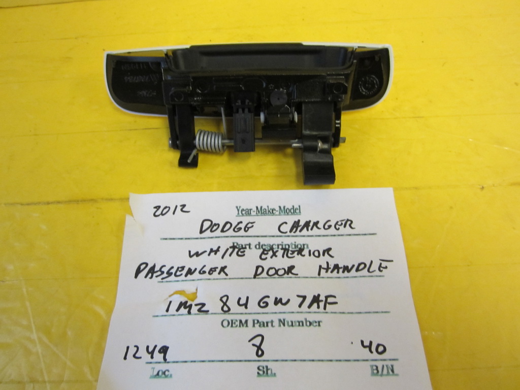 Dodge Charger Door Handle 1MZ84GW7AF Used Auto Parts Mercedes Benz